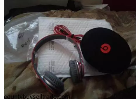 Beats Solo HD by Dr. Dre