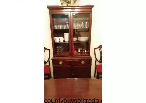 Antique Chippendale Dinnette