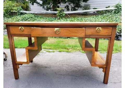 Thomasville desk