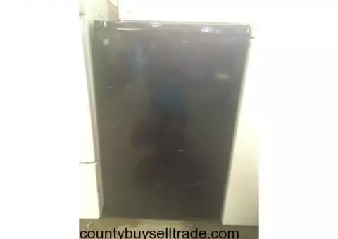 Mini-fridge