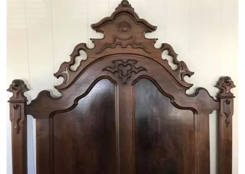 Beautiful Antique Bed