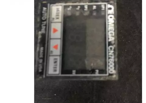 CN76133 temperature controller