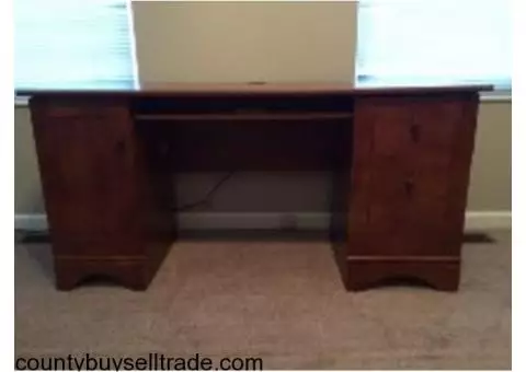 Desk Needs Loving Home