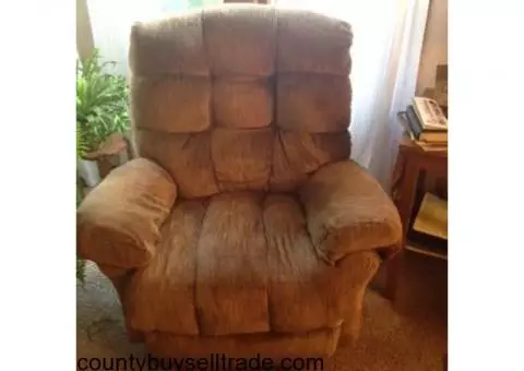 XL Lazy Boy Recliner