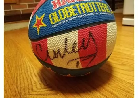 Harlem Globetrotters Basketball Signed