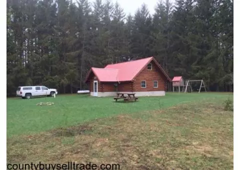 U.P. Cabin on 8 acres