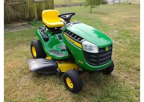 John Deere riding mower