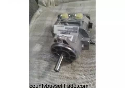 HYDRAULIC PUMP...NIB...$250!