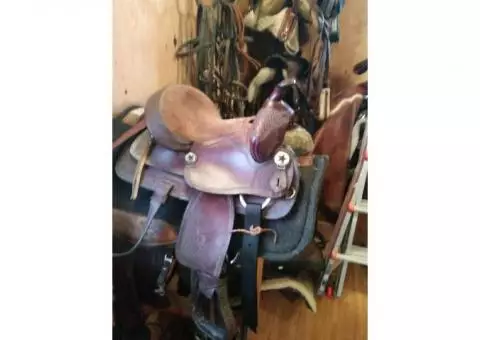 Saddle