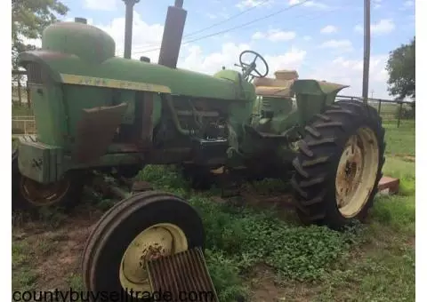 John Deere Tractor, 63-4010-LP, 6 disc, large shredder.