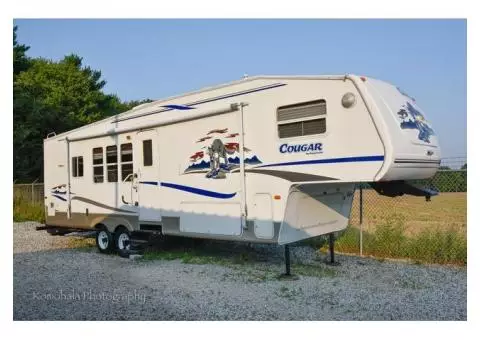 05 Keystone Cougar 290 5th Wheel W/Polar Pkg