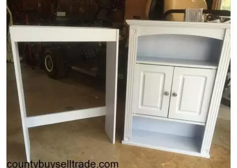 Student desk, and small decorative cabinet