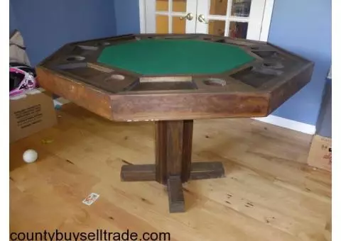 poker table