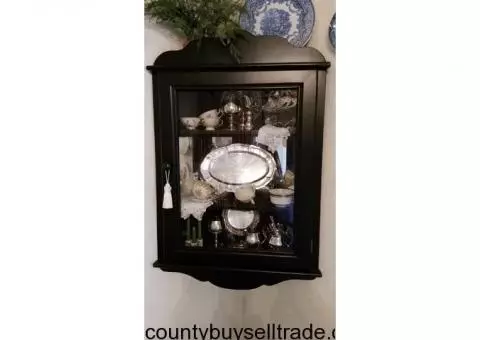 Wall Curio Cabinet