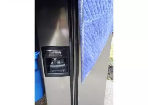 KitchenAid Stainless fridge/freezer