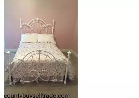 Full size head board and footboard