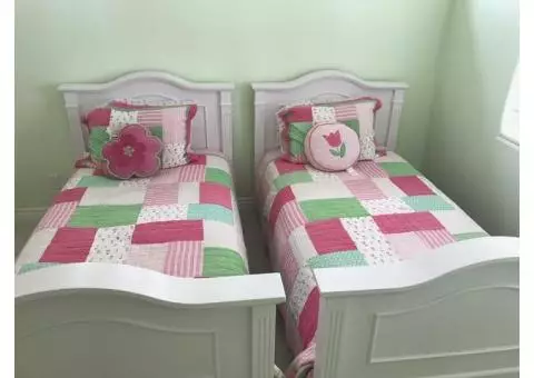 Twin Beds/Bunk Beds