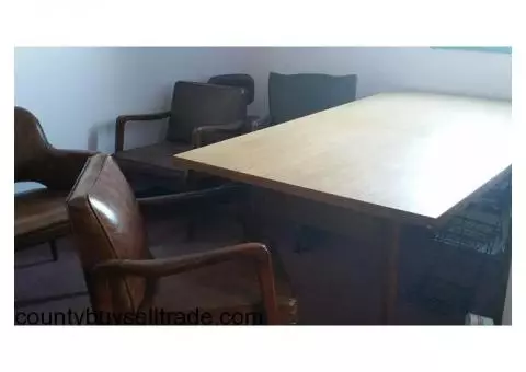 Table & chairs