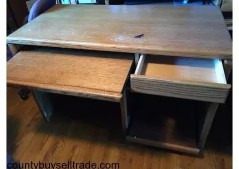 Solid wood Desks