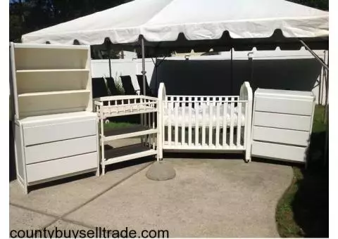 Bellini 5 Piece Nursery/Youth Furniture Set