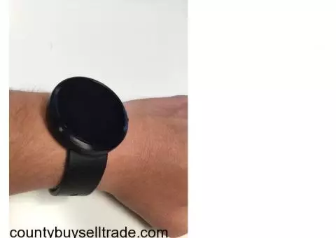 1st Gen Moto 360 *cheap*