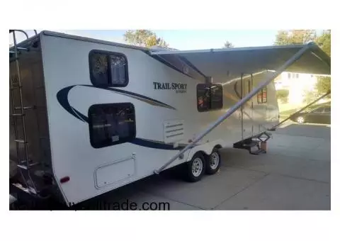 2011 27 ft R- vision Trailsport