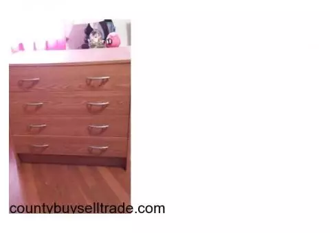 4 drawer chest