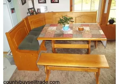 Kitchen Nook Seating Area