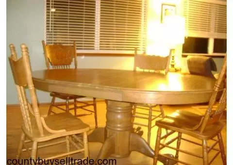 Claw foot dining table with chairs