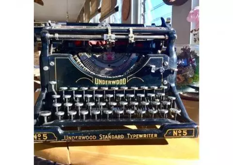 Underwood Typewriter