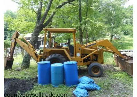 1982 John Deere Backhoe