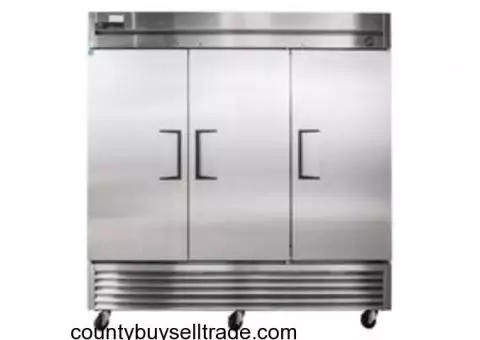 COMMERCIAL FREEZER