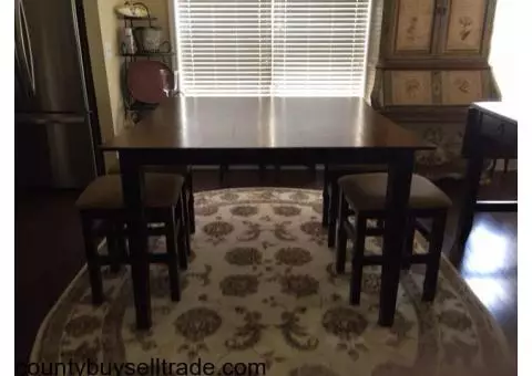 Kitchen Table