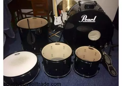 Pearl drum set Forum Series