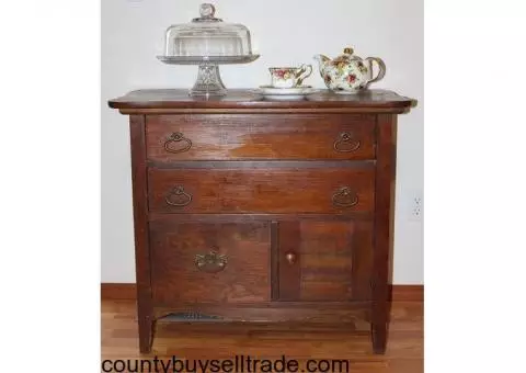 DOERNBECHER FURNITURE DRESSER