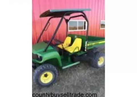 John Deere Gator