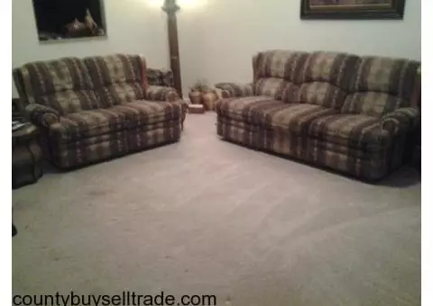 Sofa/Loveseat/Recliner (3 for the price of 1)e