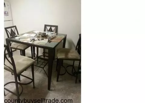 Hightop Glass Table and Chairs