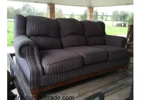 6.5" Comfy Couch