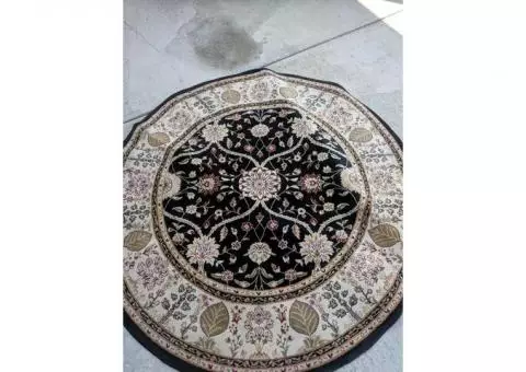 Round Rug