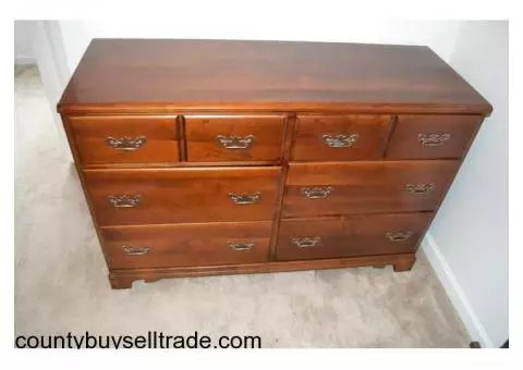 Maple wood Dresser