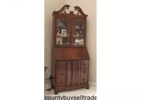 Secretary Desk/Hutch