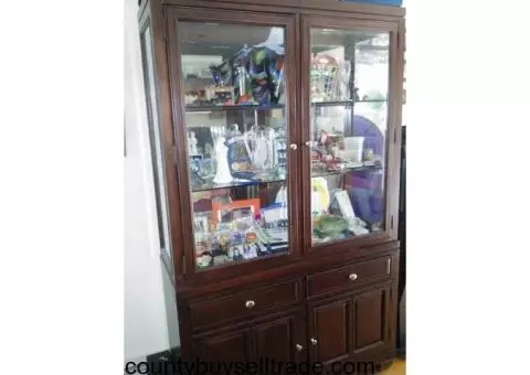 Raymour and Flanigan China Cabinet