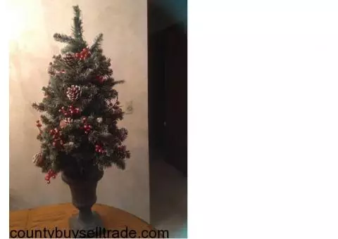 42inch Christmas tree in decorative pot