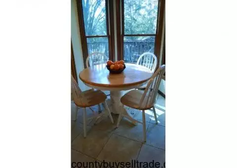 Kitchen Nook Table