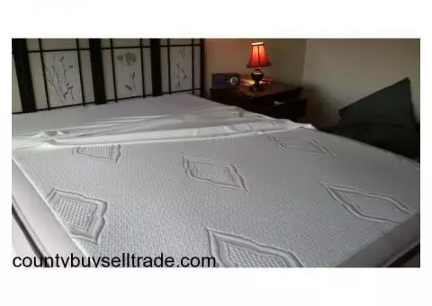 Simmons memory foam mattress on power base