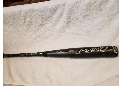 Baseball Bat - Easton Mako Beast