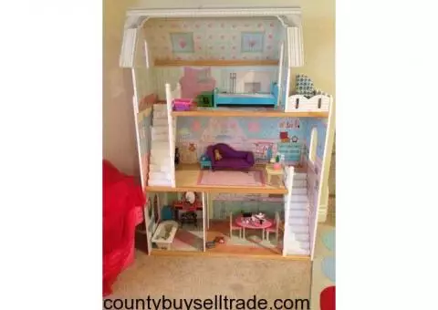 Doll house