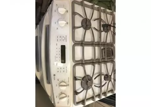 Quality GE - Gas Stove / Oven