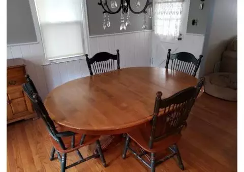 Dining room table